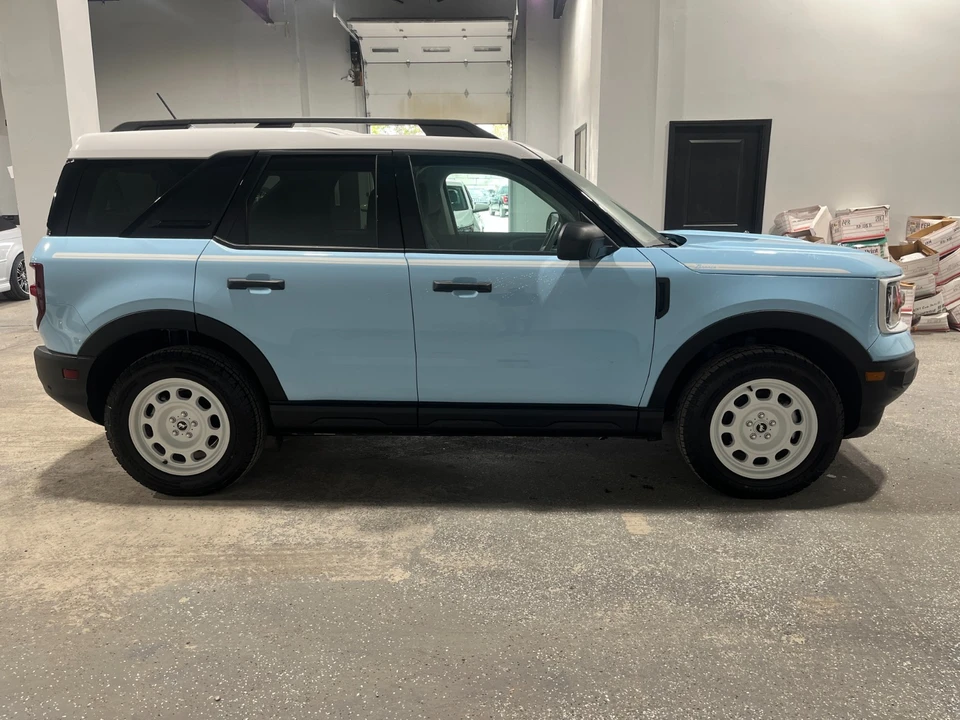 2023 Ford Bronco 6th Gen - Image 4 of 19