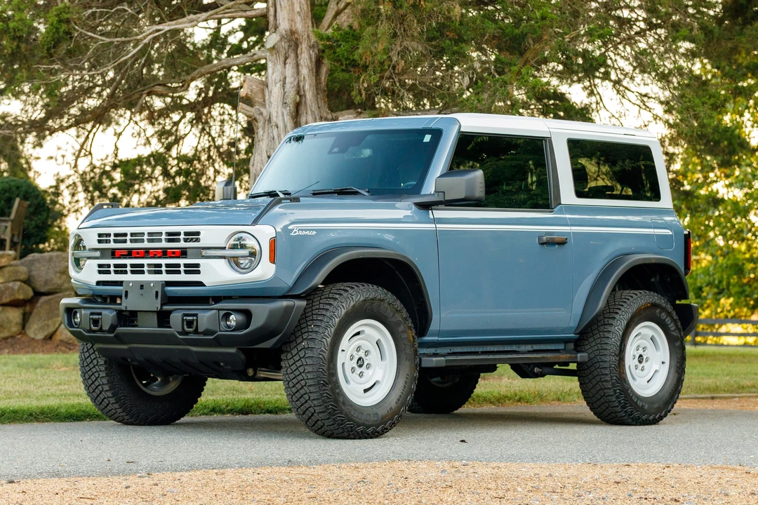 2023 Ford Bronco 6th Gen - Image 2 of 31