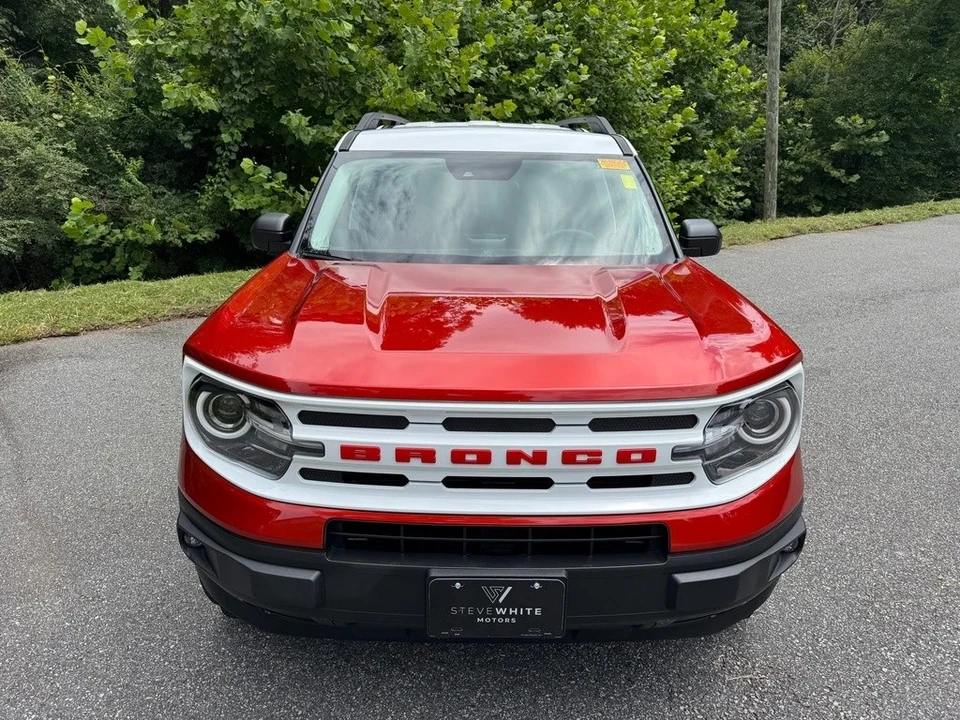 2023 Ford Bronco 6th Gen - Image 3 of 21