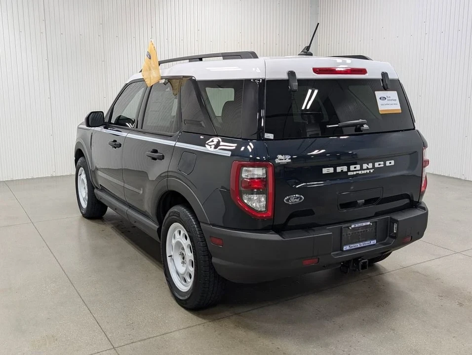 2023 Ford Bronco 6th Gen - Image 8 of 10