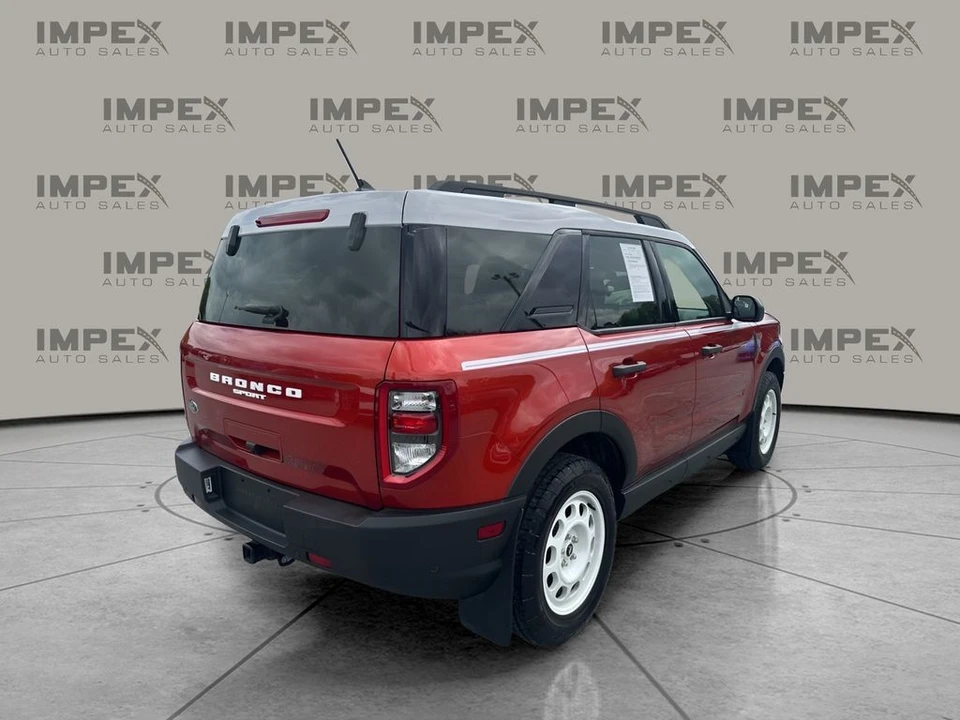 2023 Ford Bronco 6th Gen - Image 5 of 12