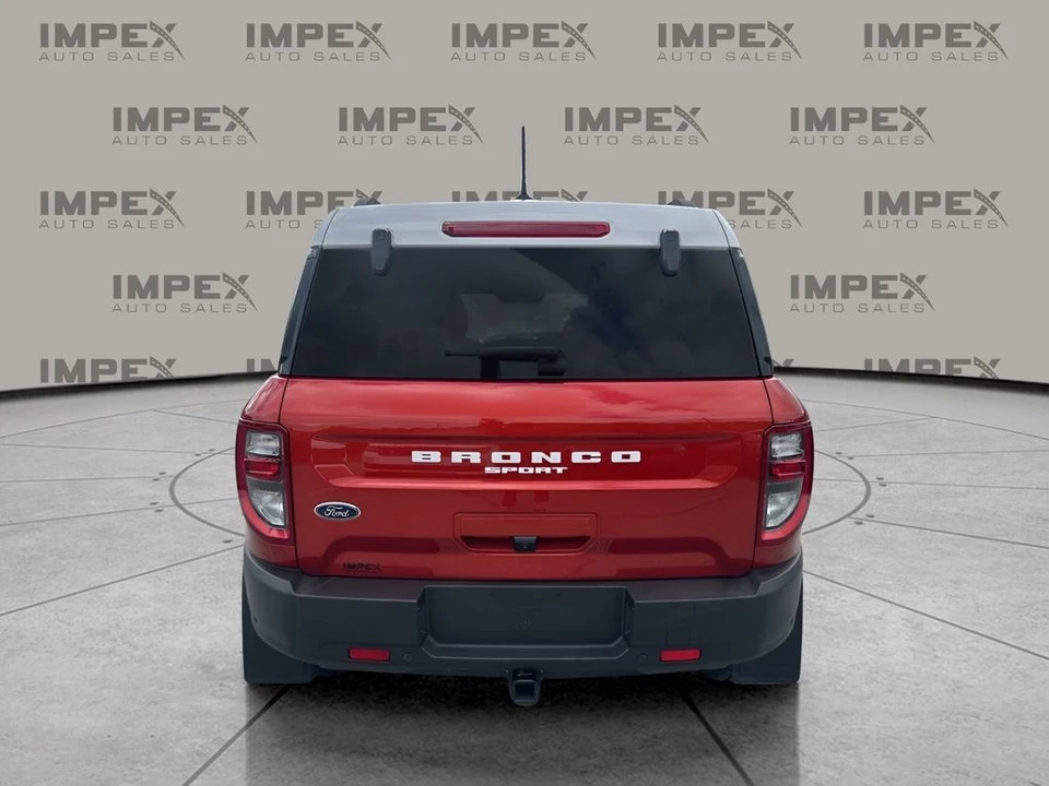 2023 Ford Bronco 6th Gen - Image 4 of 12