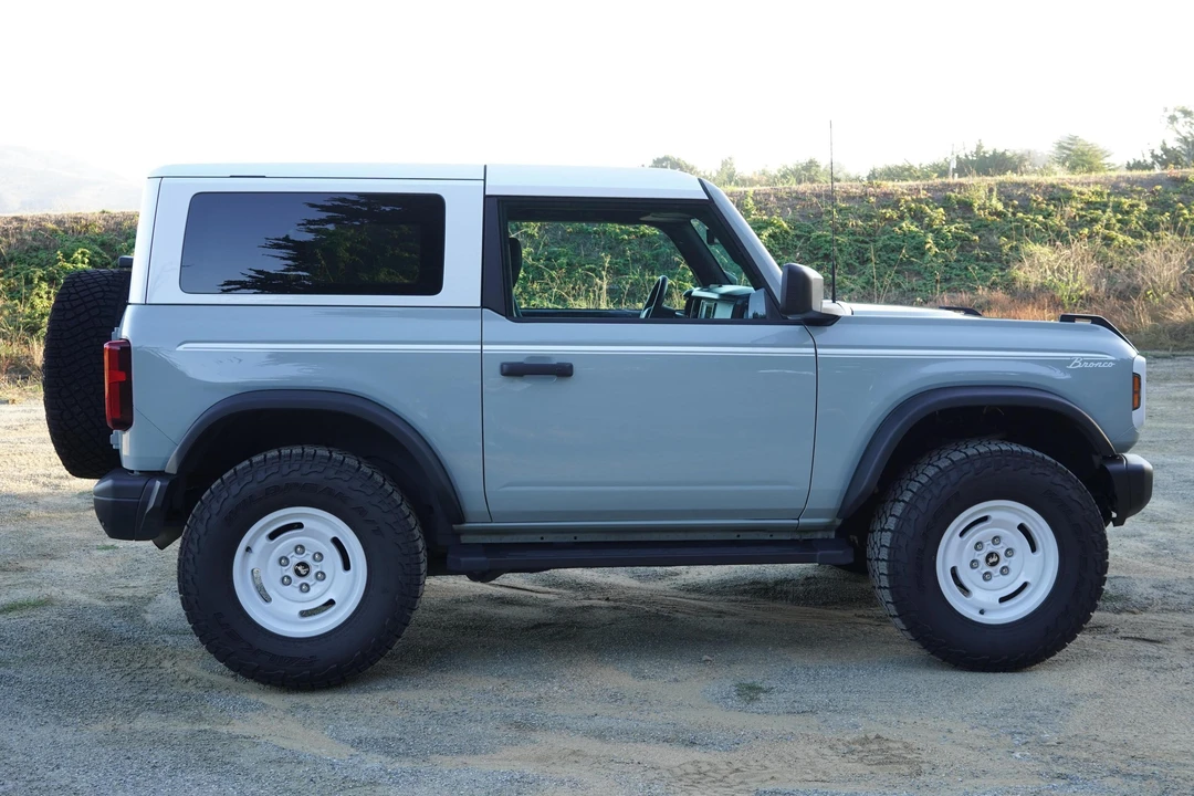 2023 Ford Bronco 6th Gen - Image 3 of 25
