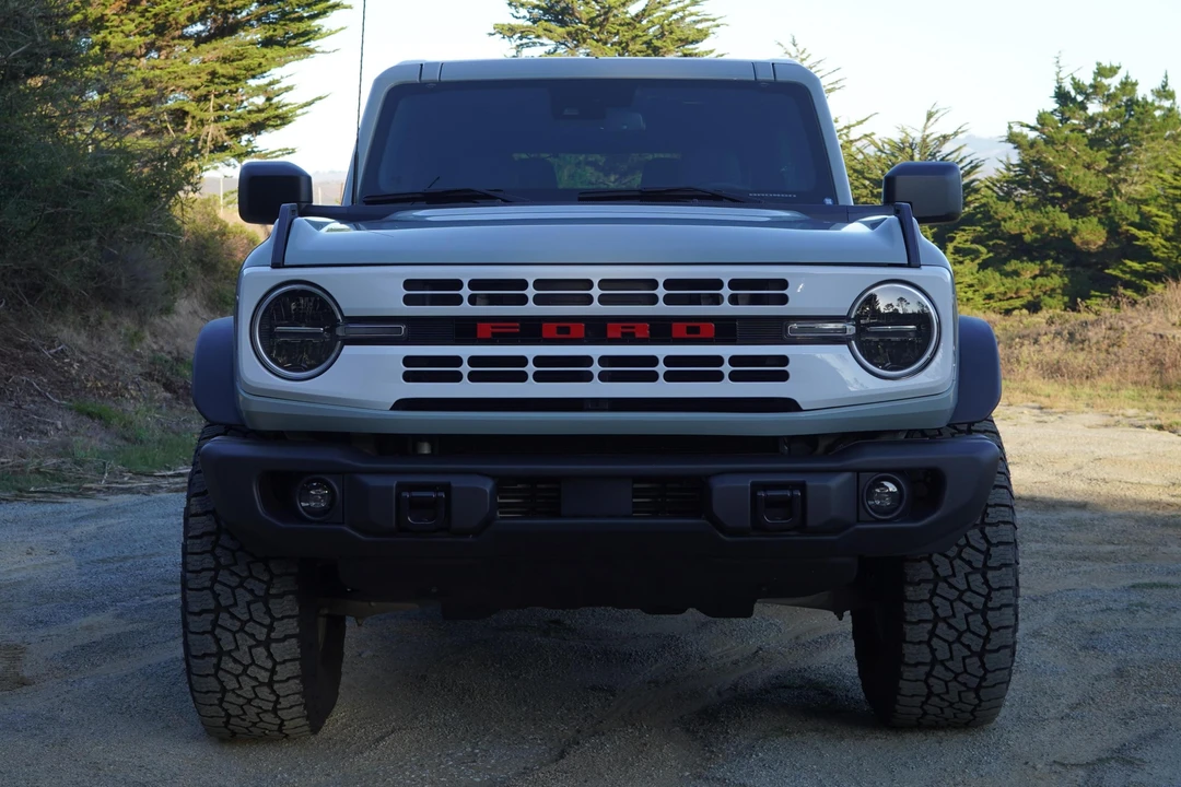 2023 Ford Bronco 6th Gen - Image 2 of 25