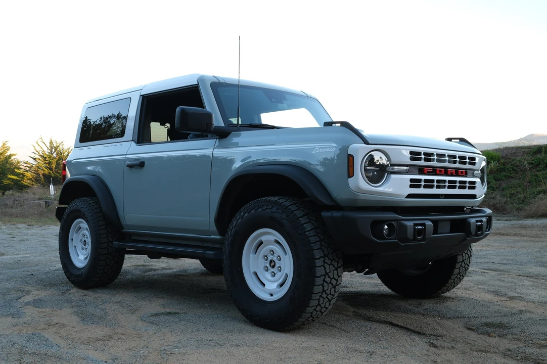 2023 Ford Bronco 6th Gen - Image 14 of 25