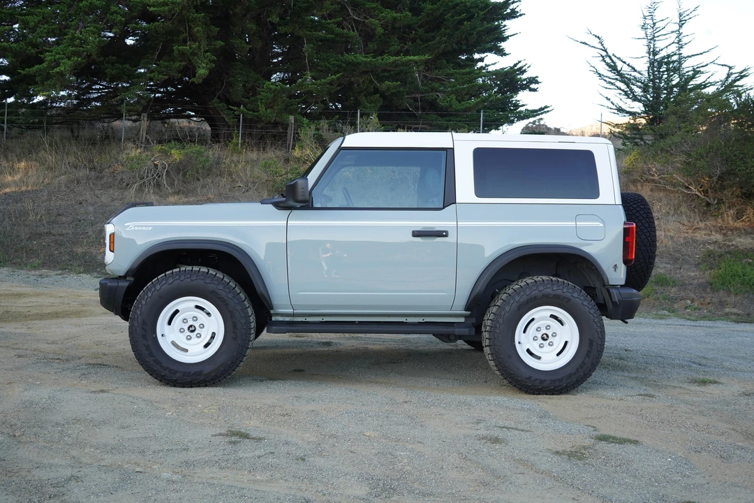 2023 Ford Bronco 6th Gen - Image 8 of 25