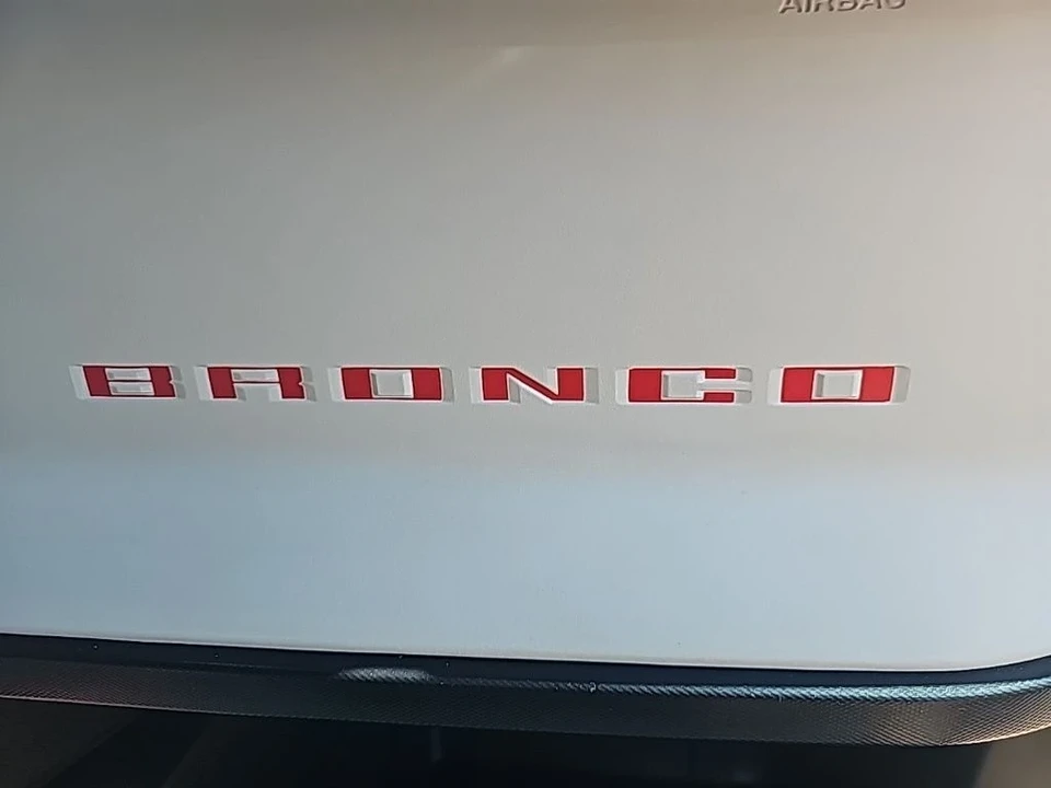 2023 Ford Bronco 6th Gen - Image 13 of 21
