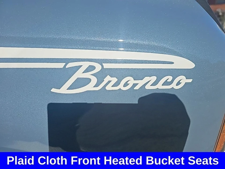 2023 Ford Bronco 6th Gen - Image 11 of 12