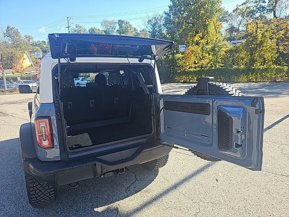 2023 Ford Bronco 6th Gen - Image 16 of 21