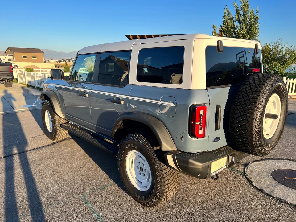2023 Ford Bronco 6th Gen - Image 11 of 31