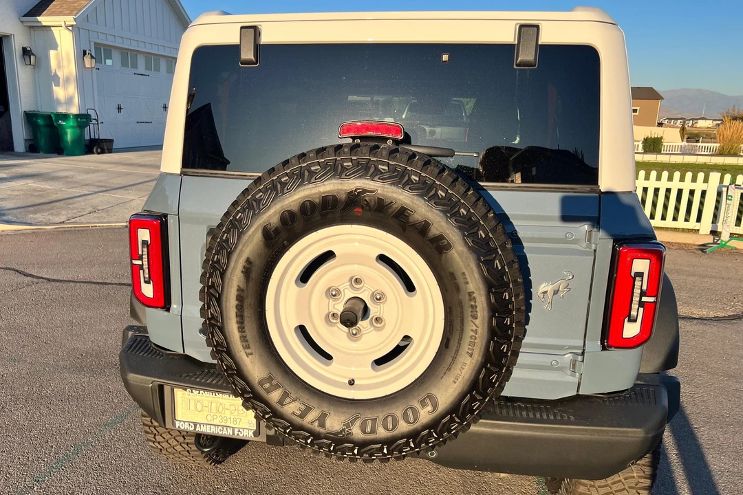 2023 Ford Bronco 6th Gen - Image 5 of 31