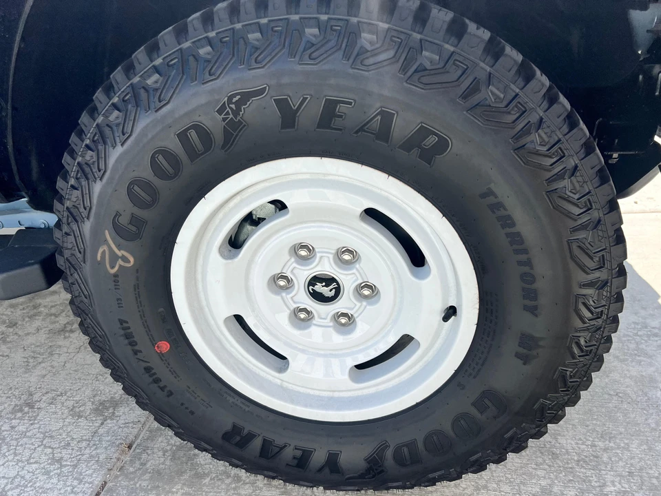 2023 Ford Bronco 6th Gen - Image 25 of 31
