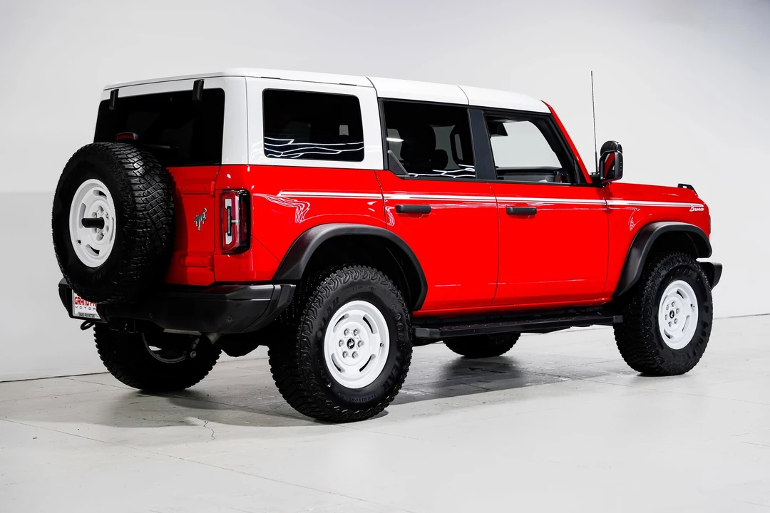 2023 Ford Bronco 6th Gen - Image 3 of 12