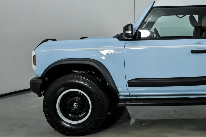 2023 Ford Bronco 6th Gen - Image 6 of 31