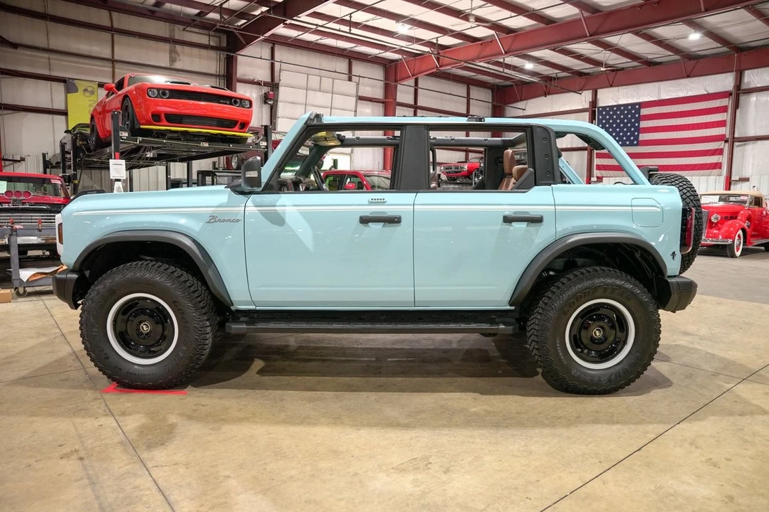2023 Ford Bronco 6th Gen - Image 4 of 31