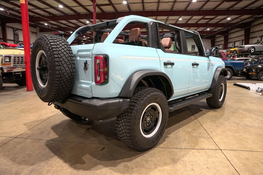 2023 Ford Bronco 6th Gen - Image 8 of 31