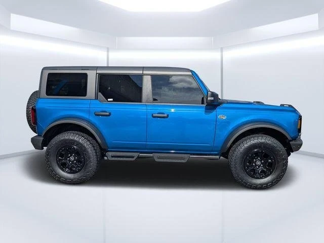 2023 Ford Bronco 6th Gen - Image 2 of 19