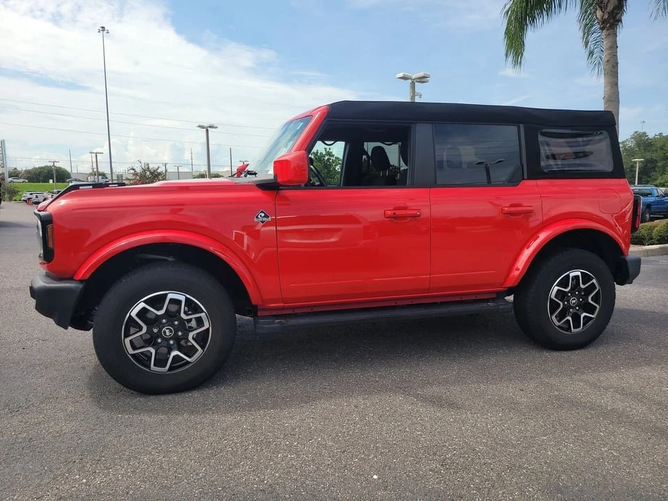 2023 Ford Bronco 6th Gen - Image 7 of 20