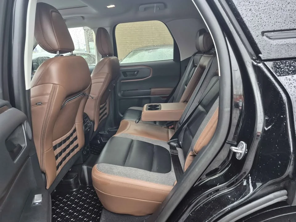 2023 Ford Bronco 6th Gen - Image 9 of 15
