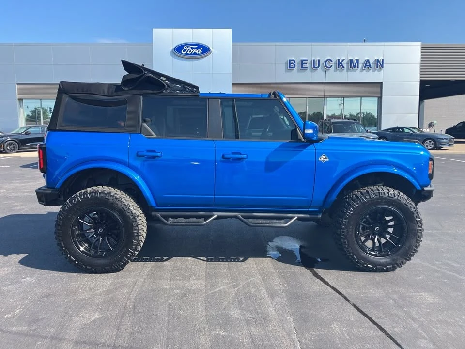2023 Ford Bronco 6th Gen - Image 9 of 20