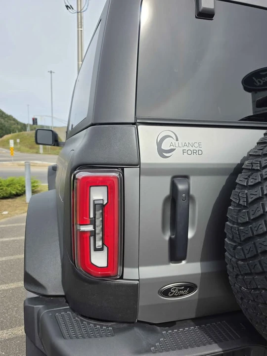 2023 Ford Bronco 6th Gen - Image 3 of 13