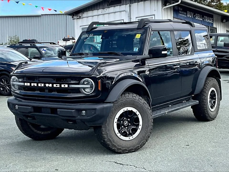 2023 Ford Bronco 6th Gen - Image 3 of 9
