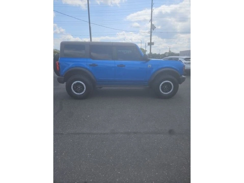2023 Ford Bronco 6th Gen - Image 2 of 13