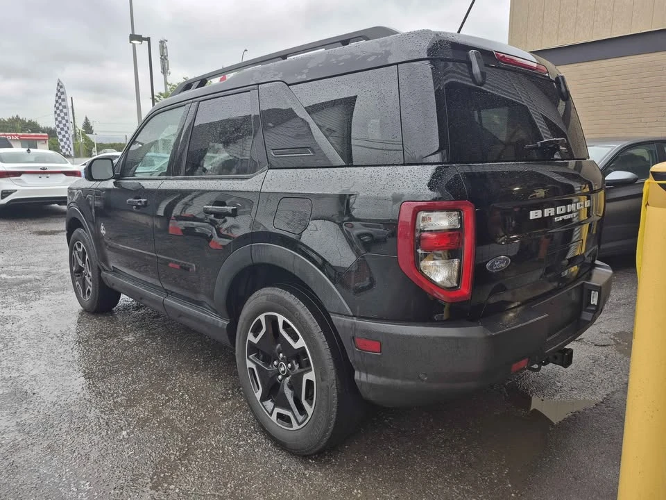2023 Ford Bronco 6th Gen - Image 7 of 15