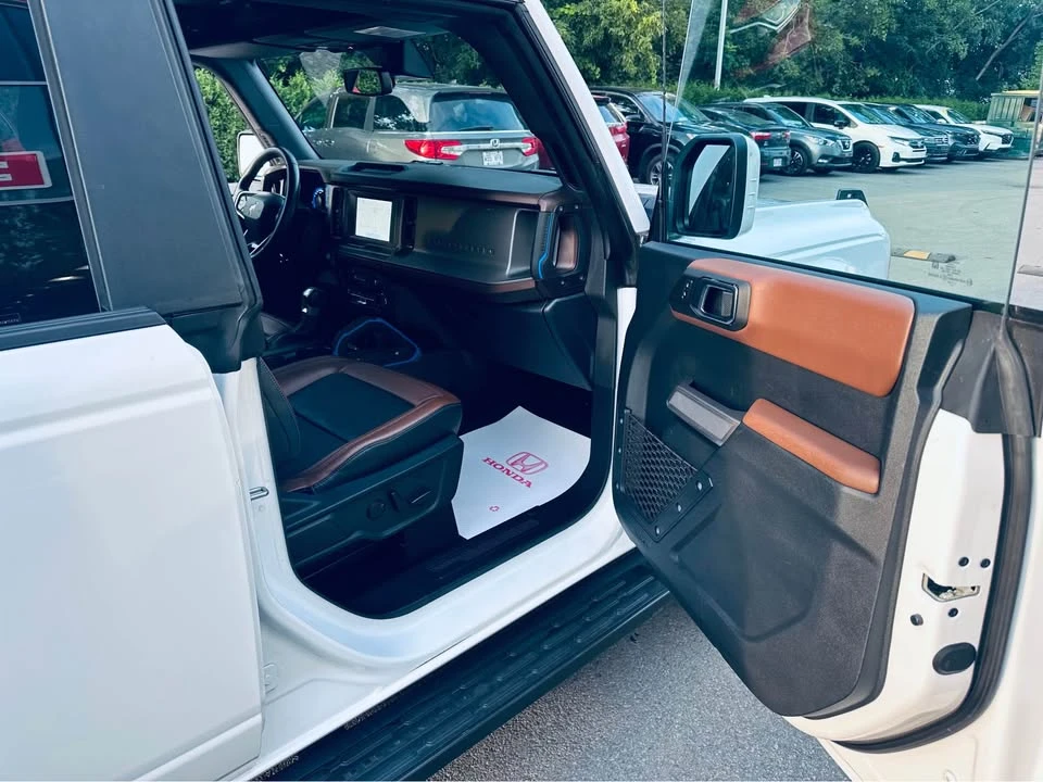 2023 Ford Bronco 6th Gen - Image 8 of 20