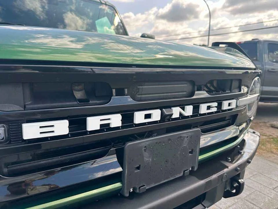 2023 Ford Bronco 6th Gen - Image 9 of 19