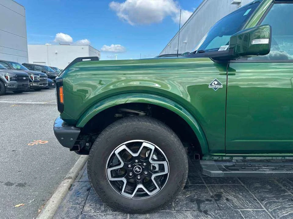 2023 Ford Bronco 6th Gen - Image 8 of 19