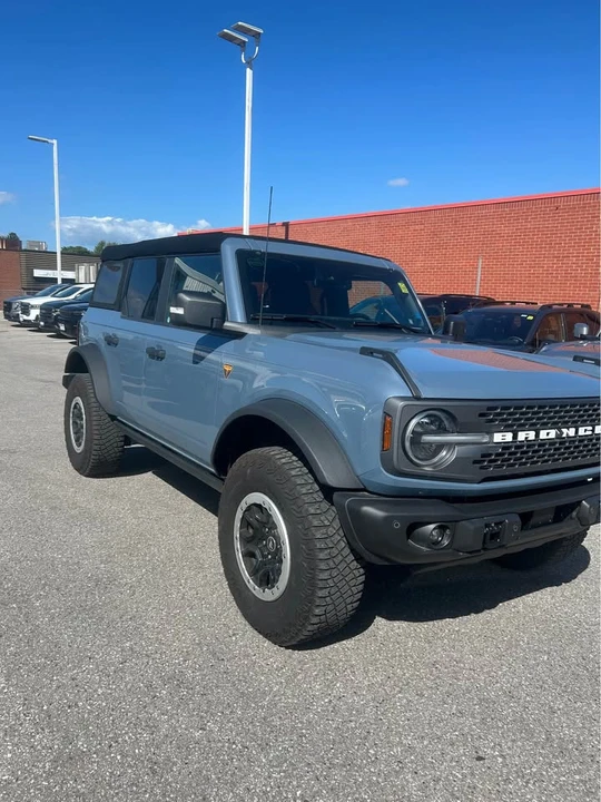 2023 Ford Bronco 6th Gen - Image 3 of 13