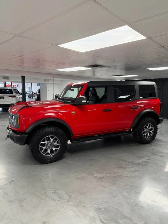 2023 Ford Bronco 6th Gen - Image 3 of 14