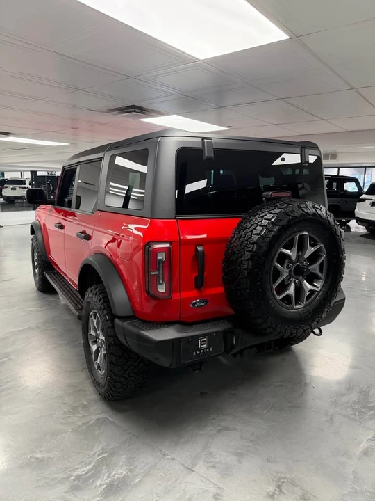 2023 Ford Bronco 6th Gen - Image 4 of 14