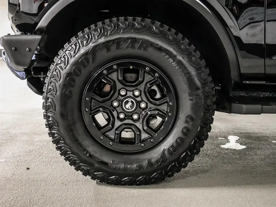 2023 Ford Bronco 6th Gen - Image 7 of 20