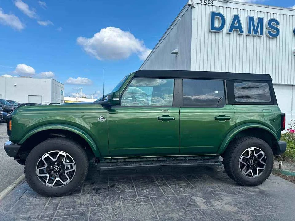 2023 Ford Bronco 6th Gen - Image 2 of 19