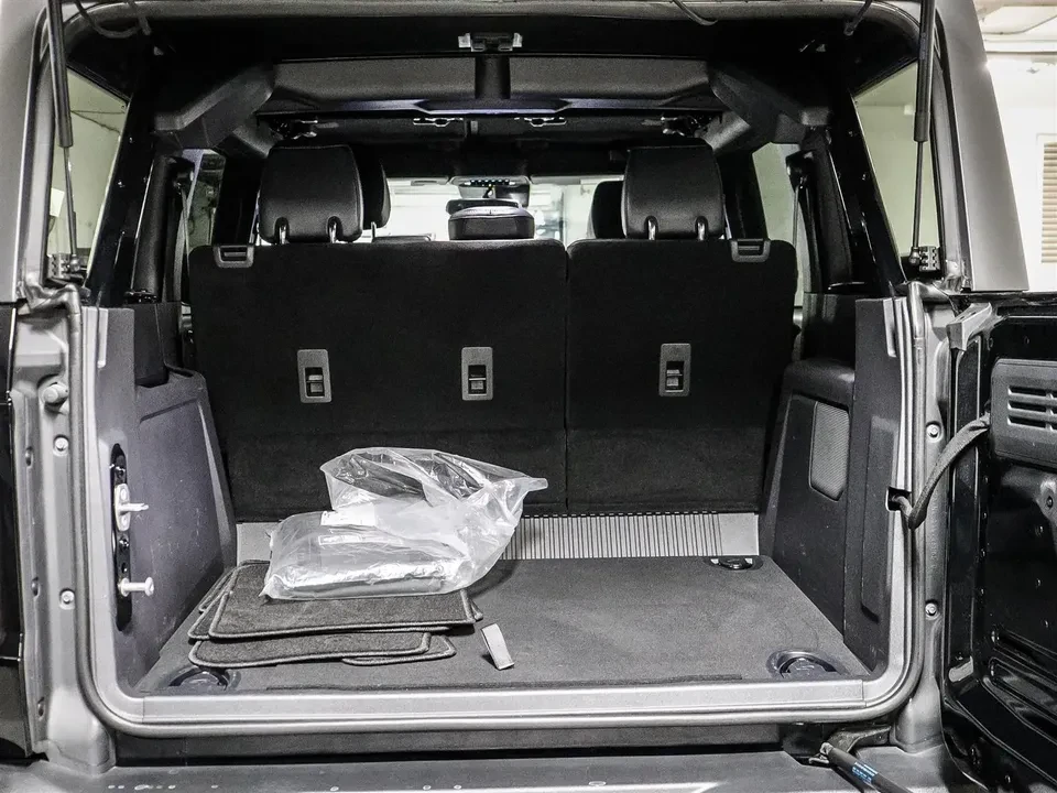 2023 Ford Bronco 6th Gen - Image 6 of 20
