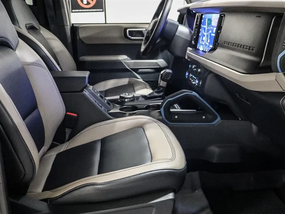 2023 Ford Bronco 6th Gen - Image 19 of 20