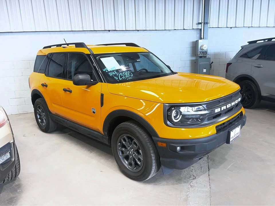 2023 Ford Bronco 6th Gen - Image 2 of 13