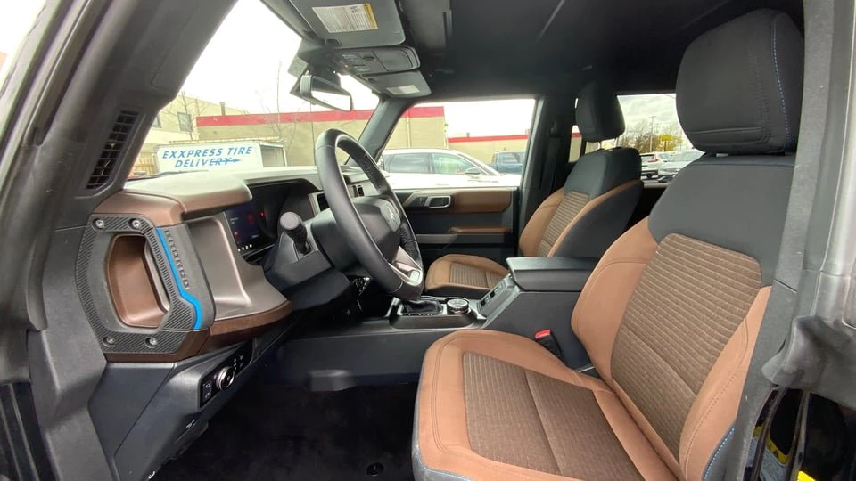 2023 Ford Bronco 6th Gen - Image 9 of 20