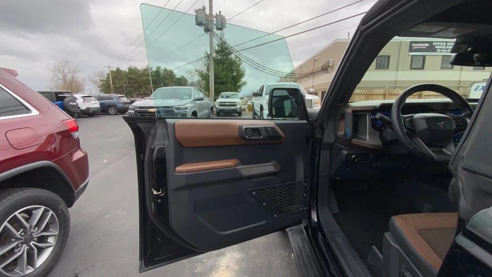 2023 Ford Bronco 6th Gen - Image 18 of 20