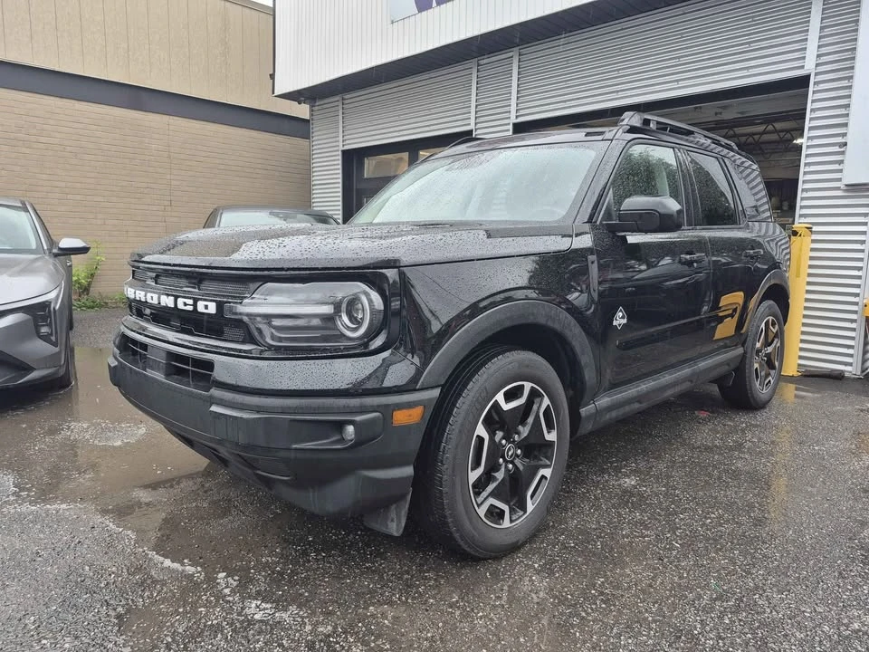 2023 Ford Bronco 6th Gen - Image 2 of 15