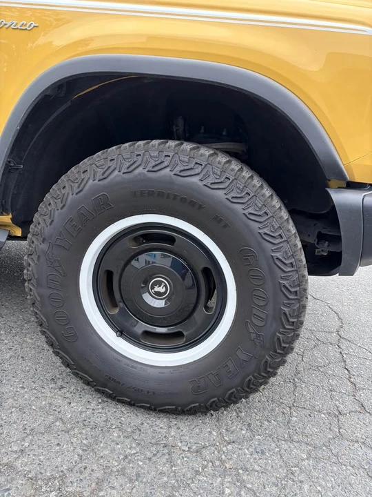 2023 Ford Bronco 6th Gen - Image 8 of 11