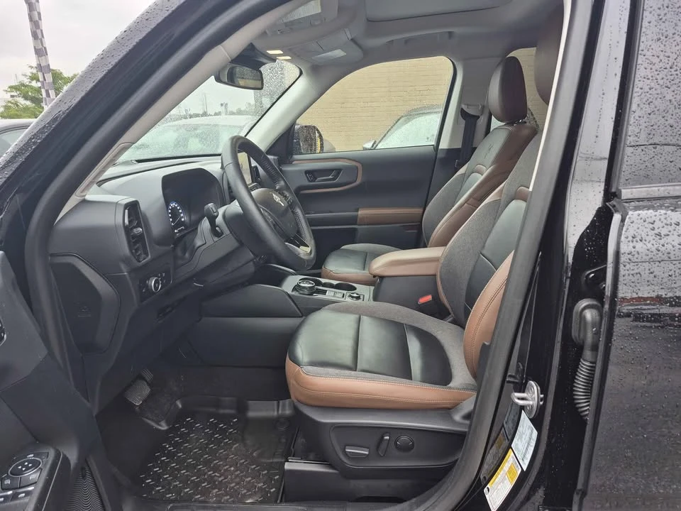 2023 Ford Bronco 6th Gen - Image 8 of 15