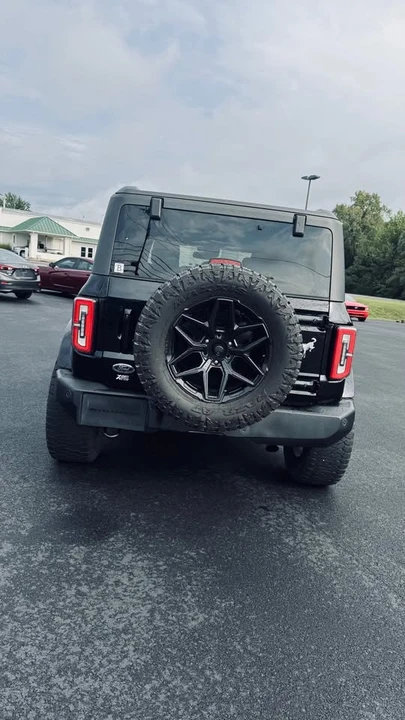 2023 Ford Bronco 6th Gen - Image 4 of 15