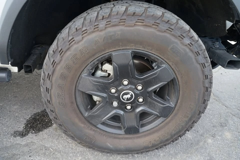 2023 Ford Bronco 6th Gen - Image 18 of 20