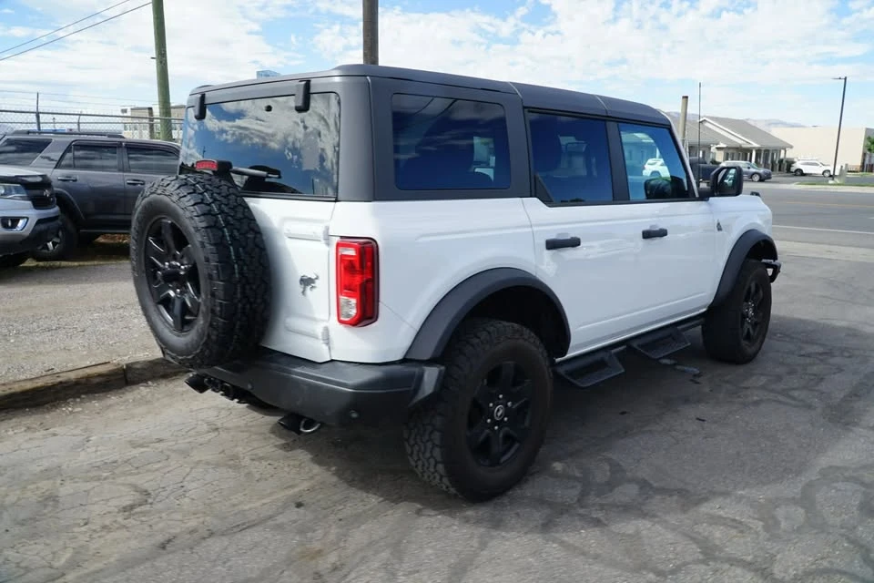 2023 Ford Bronco 6th Gen - Image 9 of 20