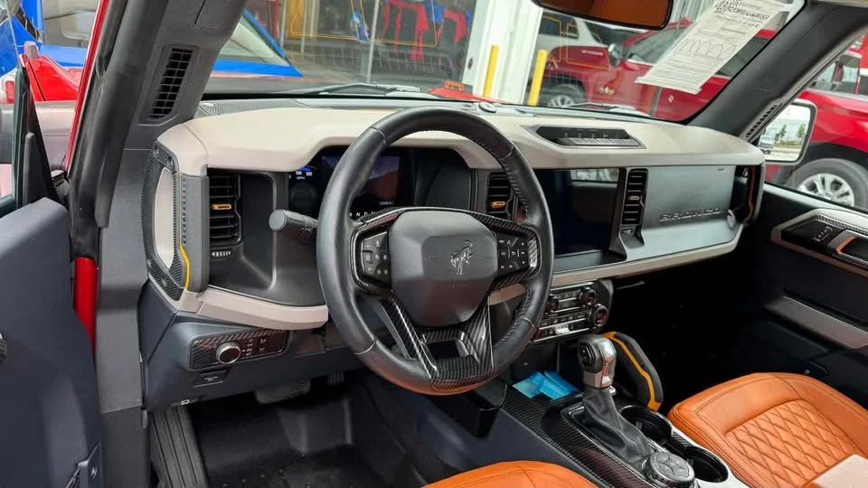 2023 Ford Bronco 6th Gen - Image 3 of 5