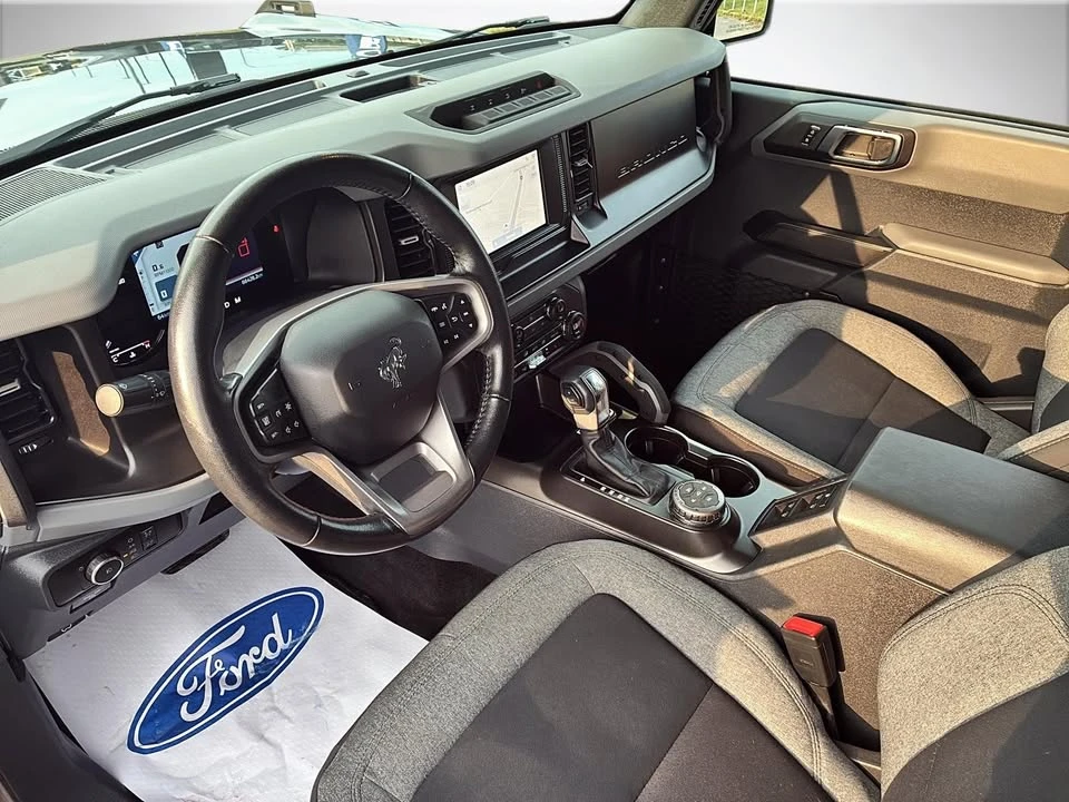2023 Ford Bronco 6th Gen - Image 9 of 10
