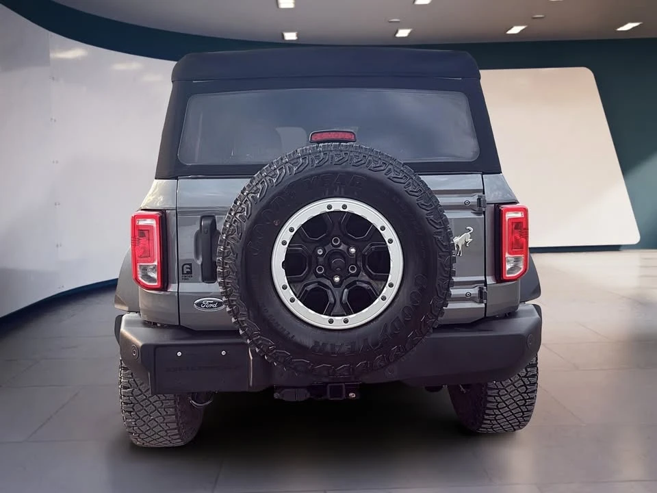 2023 Ford Bronco 6th Gen - Image 3 of 10
